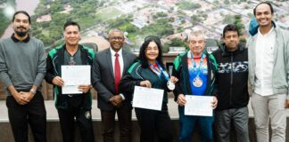 Vereador Prof. Aldo homenageia equipe Viver Ativo por sucesso nos Jogos da Melhor Idade