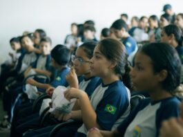 Estudantes da rede estadual lotam primeira sessão gratuita do ‘Cine Câmara’
